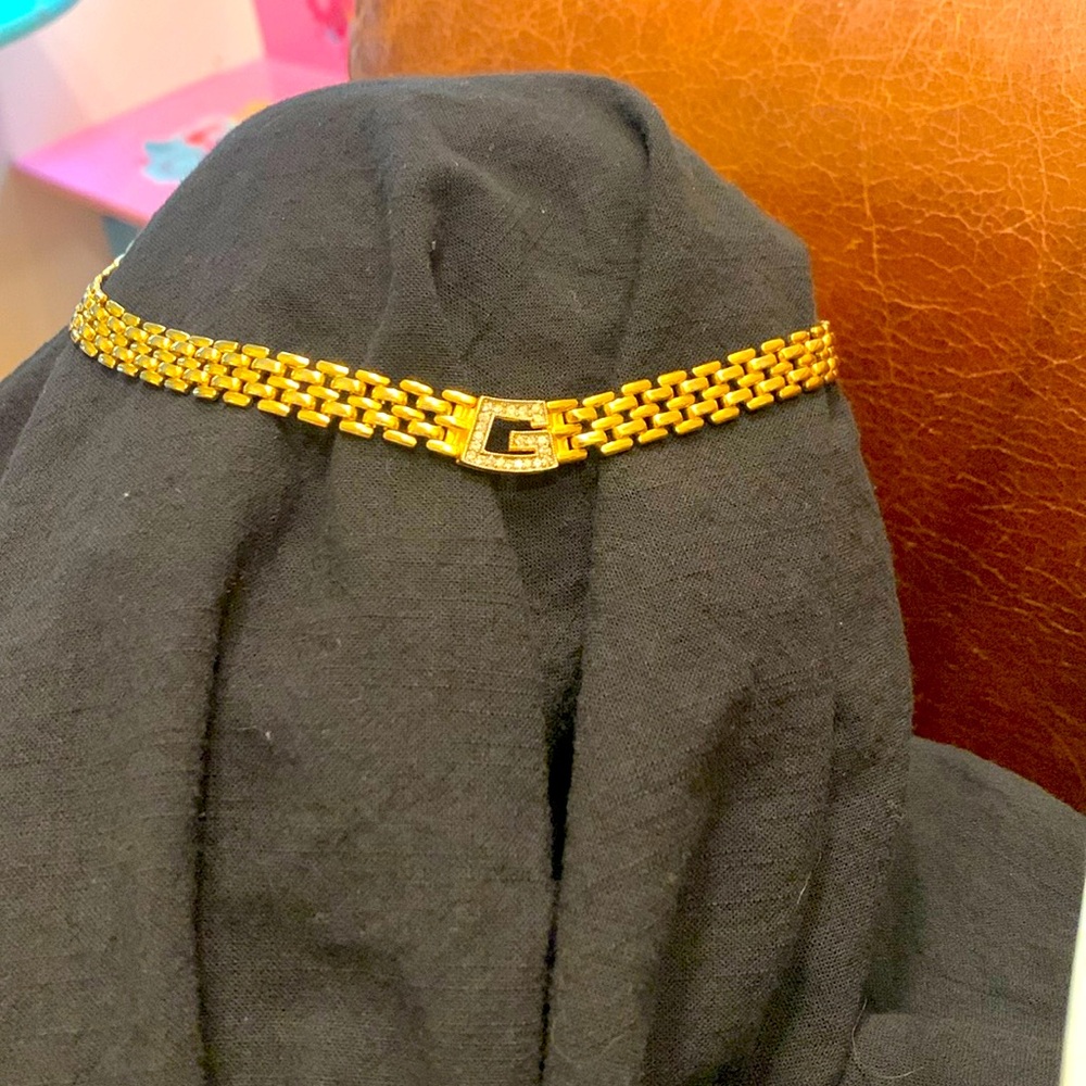 Givenchy vintage choker